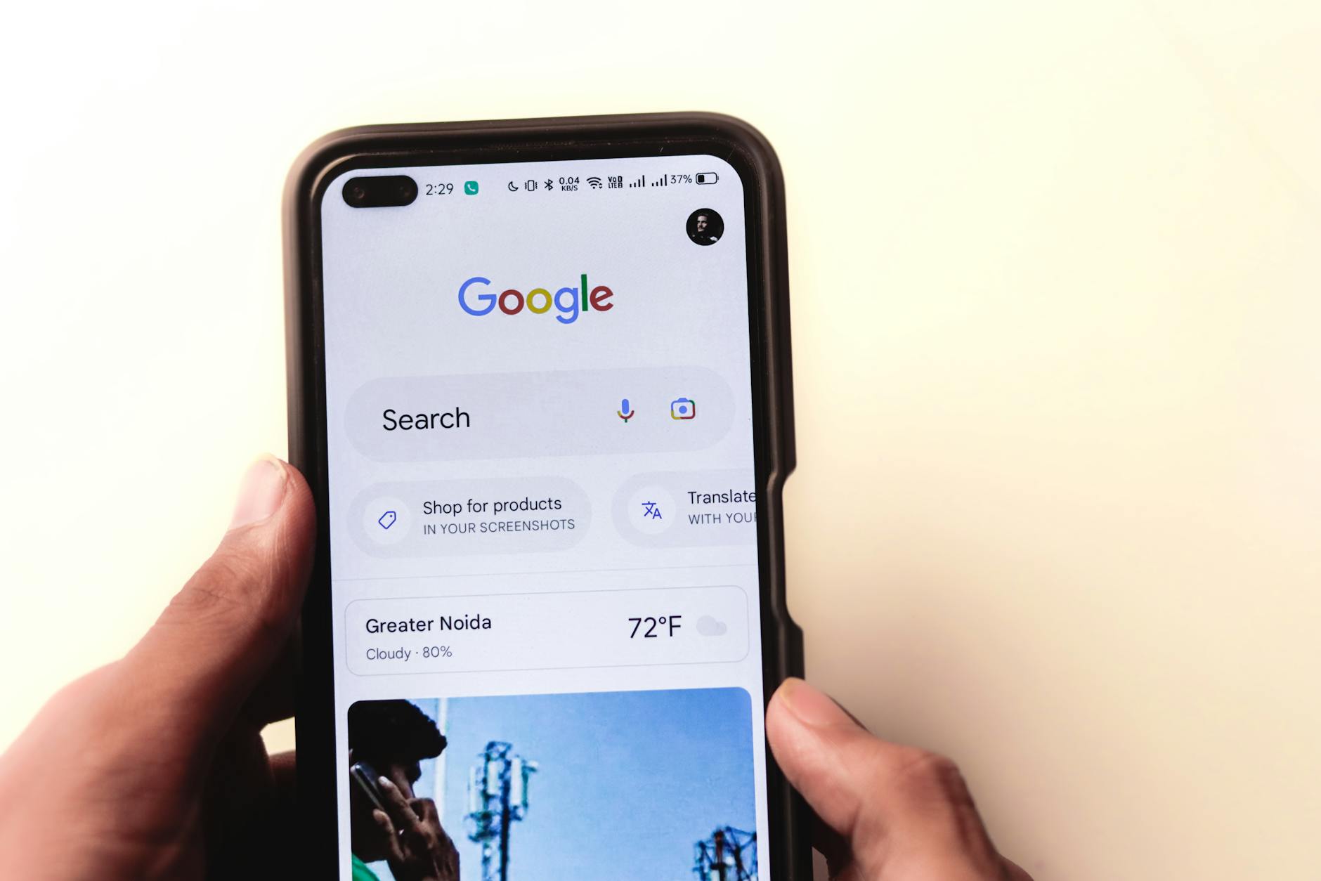 Người dùng Android truy cập phiên bản web trên điện thoại