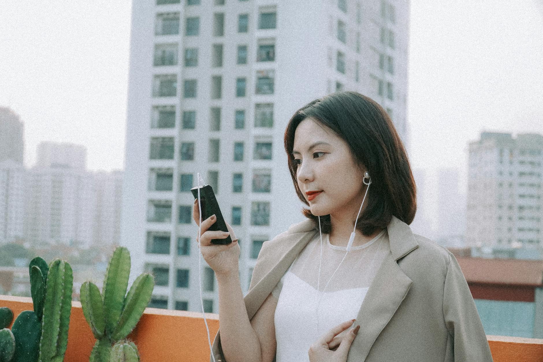 Lịch nhắc và ghi chú trên điện thoại để theo dõi khung giờ nhận giftcode